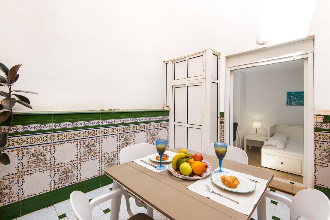 Picasso Center Apartment Malaga Zewnętrze zdjęcie